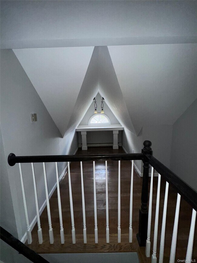 Building Photo - 124 Mount Sinai-Coram Rd