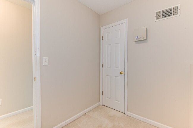 Building Photo - 134 Village Pkwy