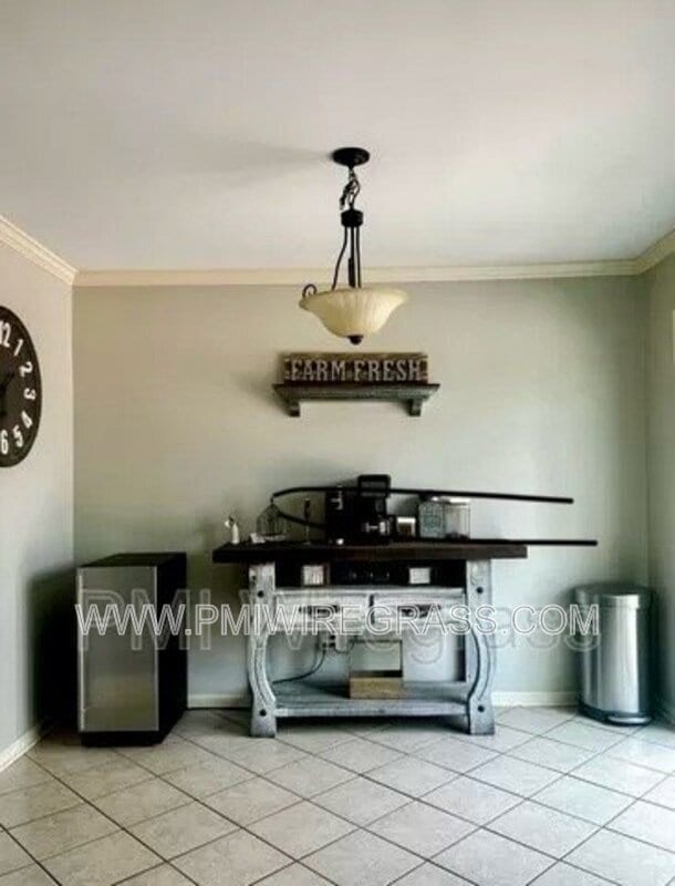 Building Photo - 401 Wildwood Dr