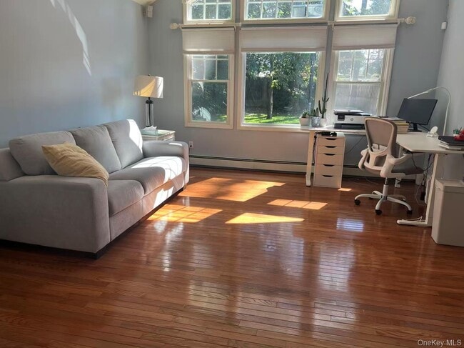 Building Photo - 2 Sunset Ln