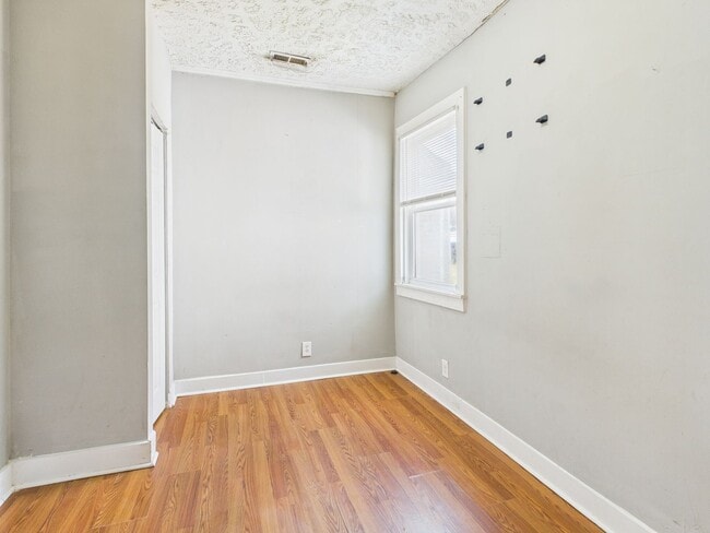 Building Photo - 3205 Hull Street Rd