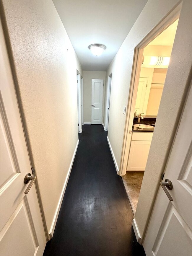 Building Photo - Peaceful Gig Harbor Home – Customizable Interior + Private Yard