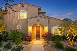 Building Photo - 52233 Rosewood Ln