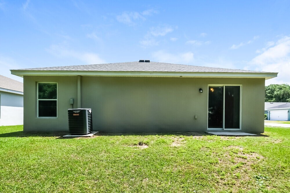 Building Photo - 8006 Brookeshire Dr