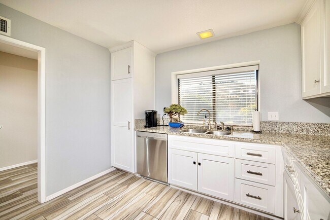 Building Photo - Beautifully Updated & Remodeled Upstairs Condo Unit in the Serene Pala Mesa Villas HOA Community,...