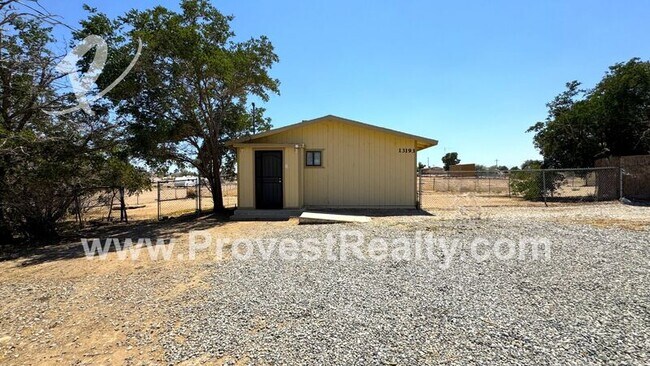 Primary Photo - 13193 Begonia Rd