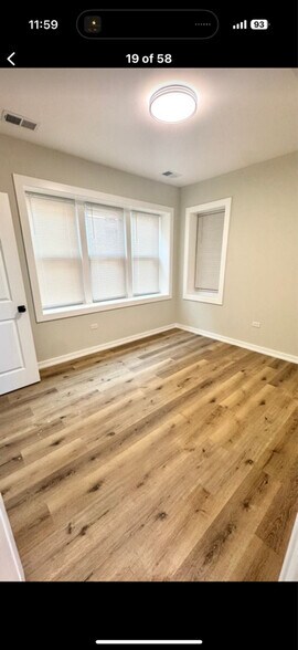 Building Photo - 1110 W Marquette Rd