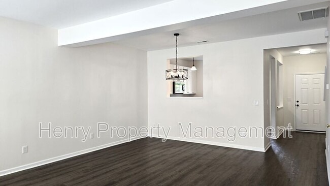 Building Photo - 134 Forthview Way