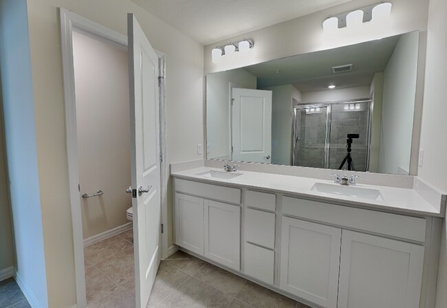 Building Photo - 461 Beryl Cv