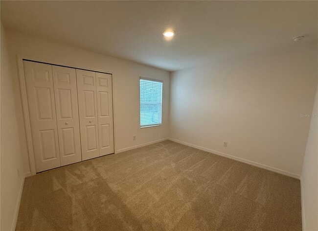 Building Photo - 215 Glass Onion Dr