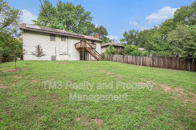 Building Photo - 2409 S 17th Terrace