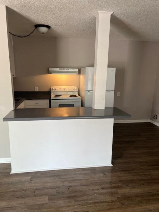 Building Photo - 2106 Pax Hill Rd