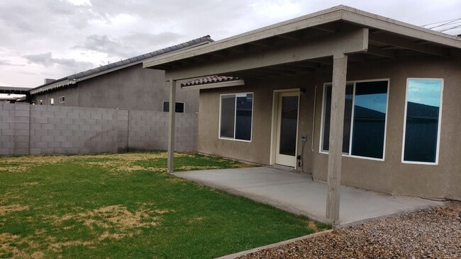 Building Photo - SOLAR 4 bedroom, 2 bath for Rent
