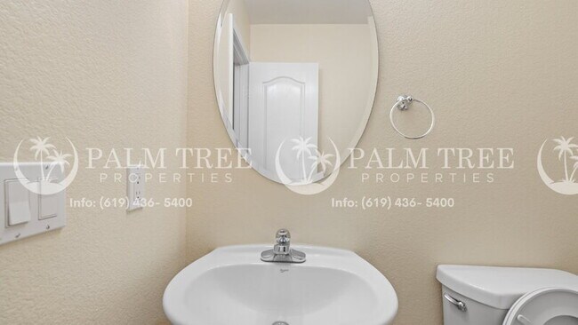 Building Photo - 807 Via Bahia