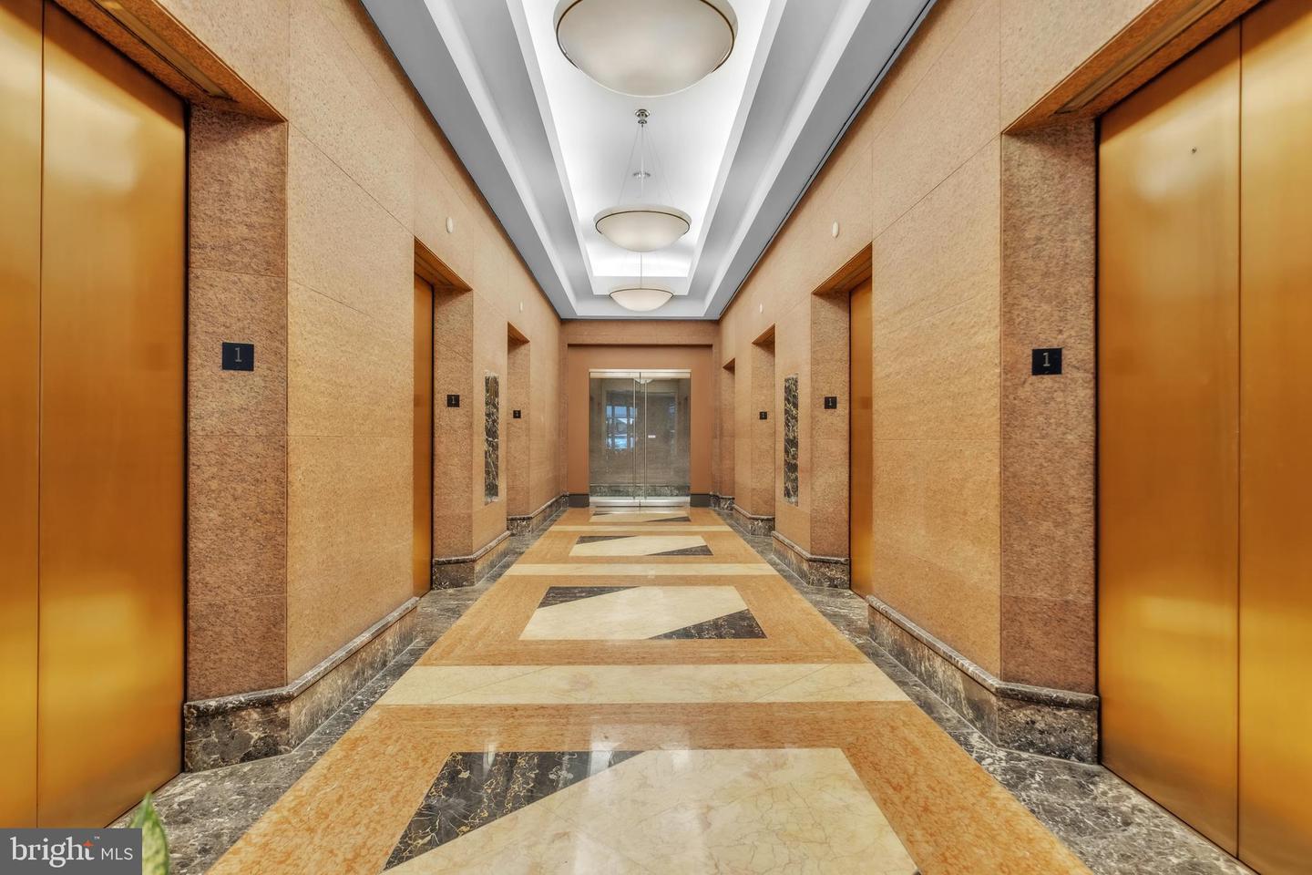 Building Photo - 1801 Market St