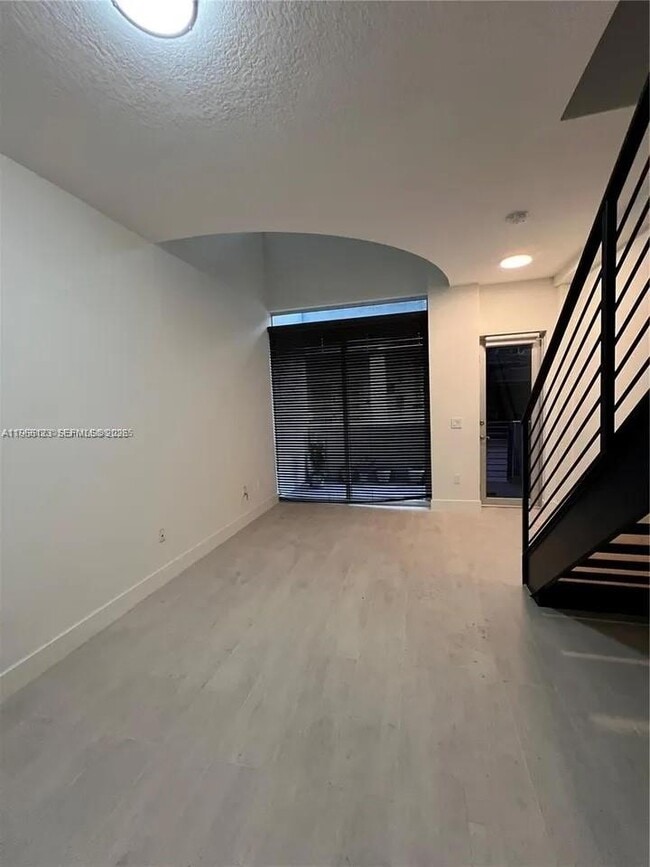 Building Photo - 3339 Virginia St