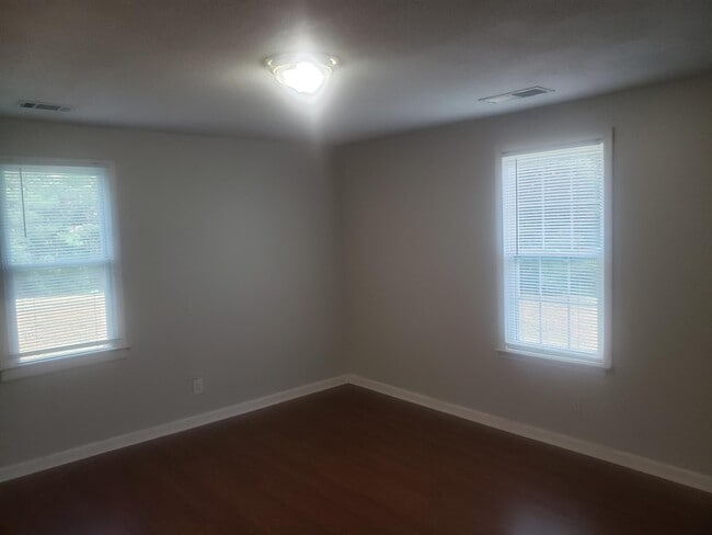 Building Photo - 3267 US Hwy 27