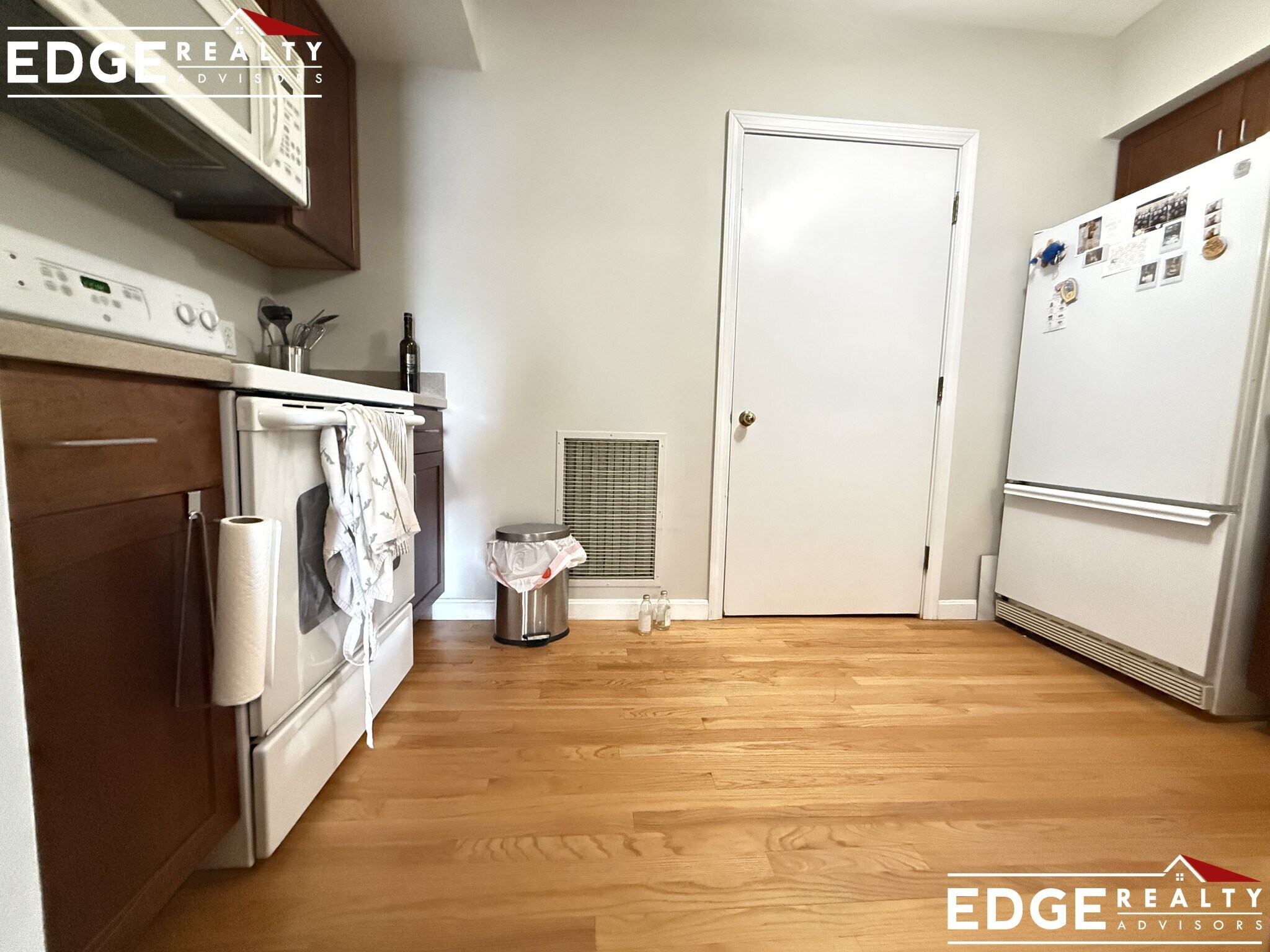 Building Photo - 59 Brainerd Rd