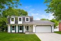 Building Photo - 1808 Forsythia Dr