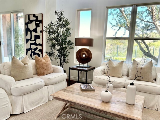 Building Photo - 1 Lucania Dr