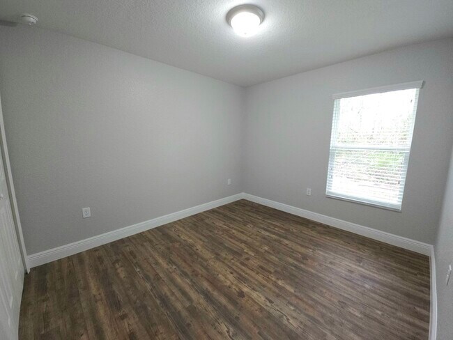 Building Photo - 2797 SW 161st Loop