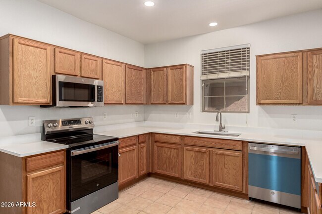 Building Photo - 4382 E Selena Dr