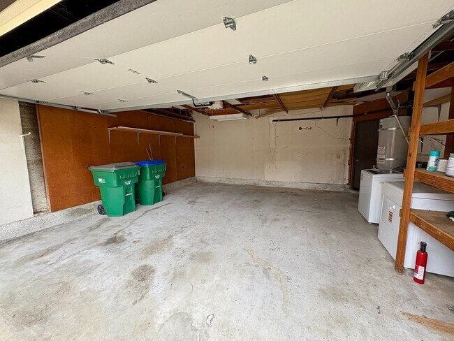 Building Photo - Single Story 3 Bedroom House in Carlsbad
