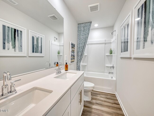 Building Photo - 900 Grand Mesa Dr