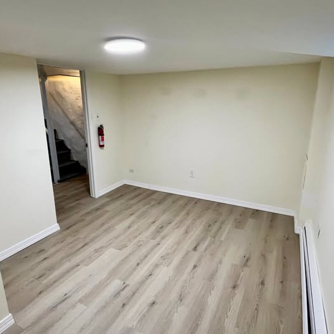 Building Photo - 135 N Carol Blvd