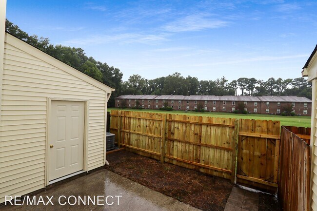 Building Photo - 3 br, 2.5 bath House - 76 Charles Parish