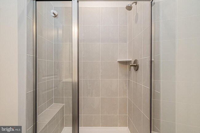 Building Photo - 3929 Small Roundtop Rd