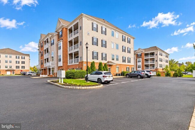 Building Photo - 4021 Derby Ct