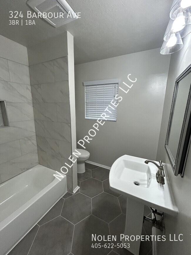 Building Photo - 324 Barbour Ave