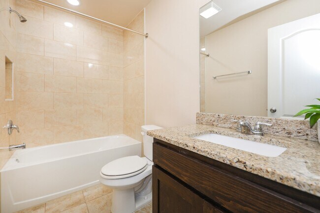 Building Photo - 5609 Montevista Dr