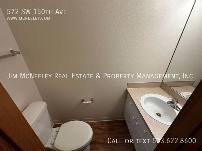 Building Photo - 572 SW 150th Ave
