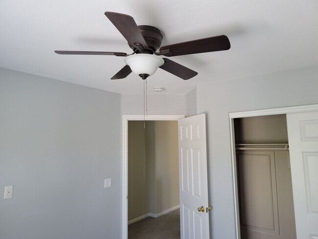 Building Photo - Beautiful SW home Annual Ridge