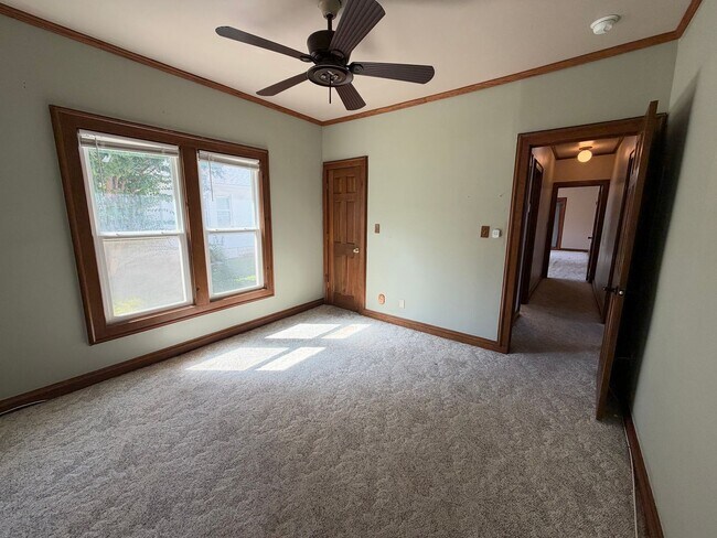 Building Photo - 1208 S Florence Pl