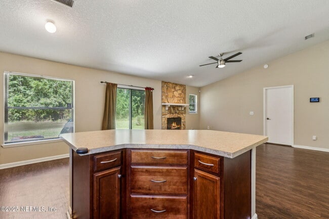 Building Photo - 1565 Shearwater Dr