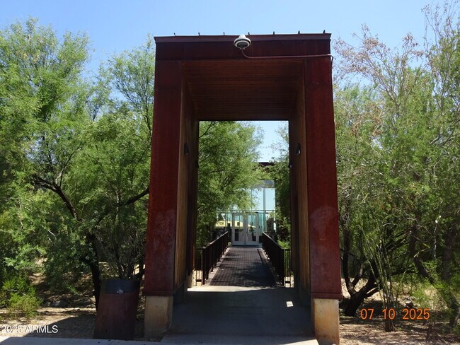 Building Photo - 10278 E Blanche Dr