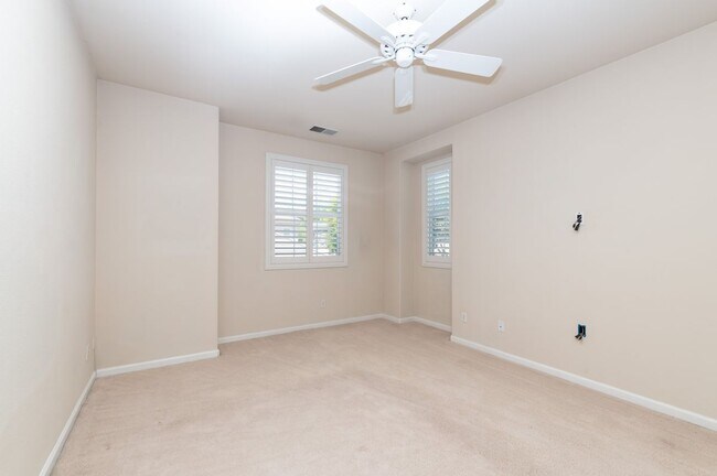 Building Photo - 3102 Cassia Ct