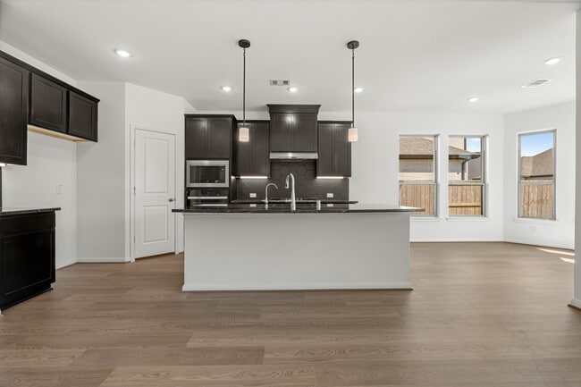 Building Photo - 2610 Glacier Pt Dr