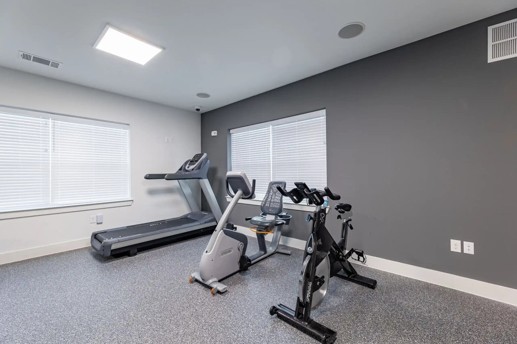 Building Photo - 2900 La Junta St