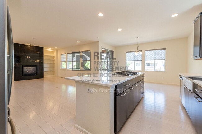 Building Photo - 5720 Big Canyon Dr