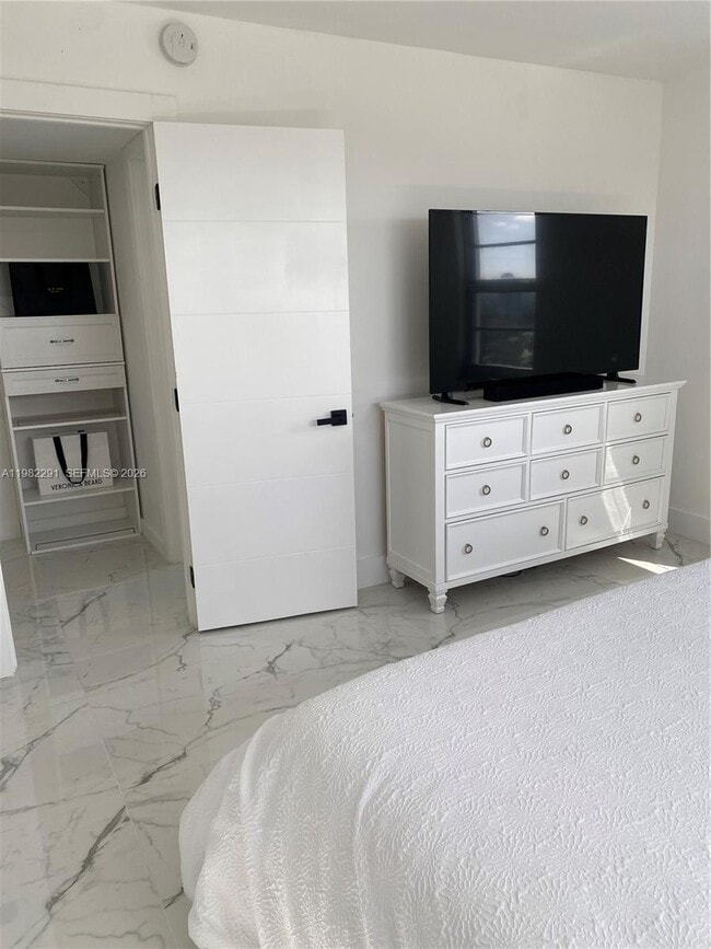 Building Photo - 1500 S Ocean Blvd