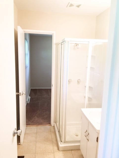 Building Photo - 5344 Daniel Dr