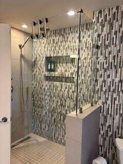 Building Photo - 7157 E Rancho Vista Dr