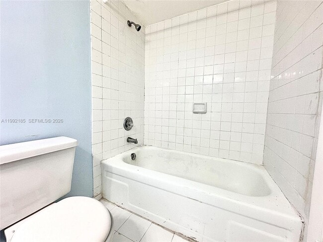 Building Photo - 5900 SW 127th Ave