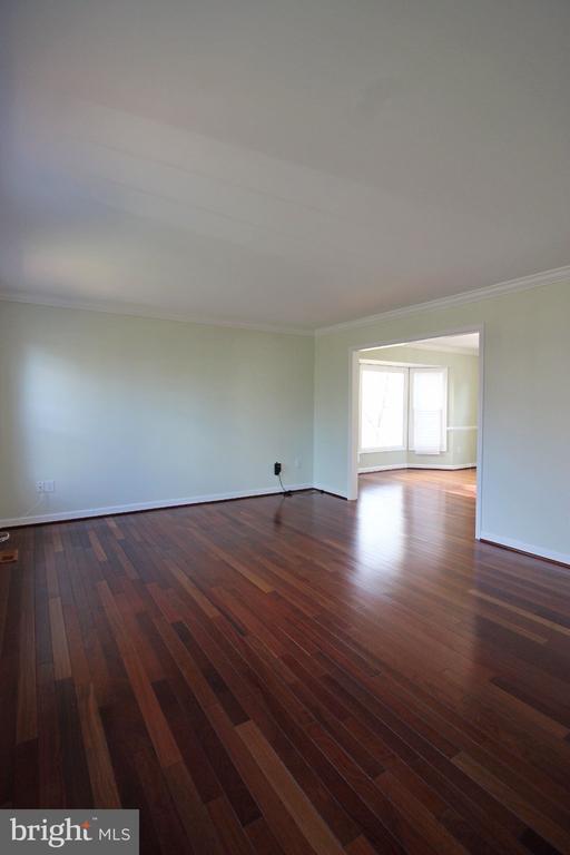 Building Photo - 13111 Willoughby Point Dr