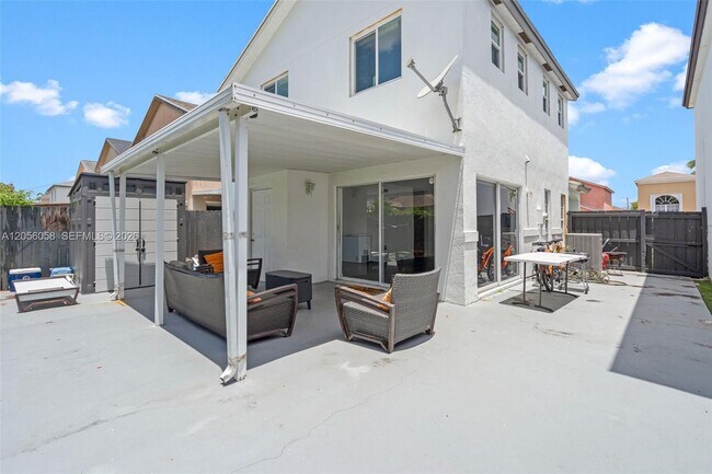 Building Photo - 13990 SW 160th Terrace
