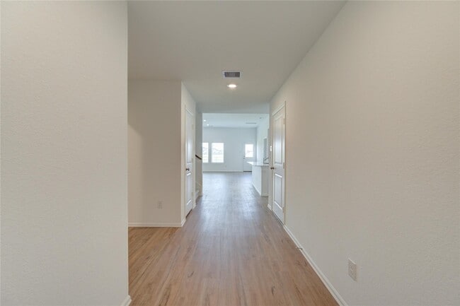 Building Photo - 4266 Barrington Cv Ln
